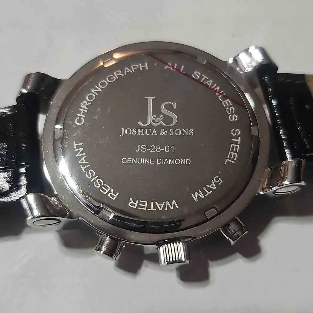 Elegant J & S Silvertone and Black Men's Watch NWOT